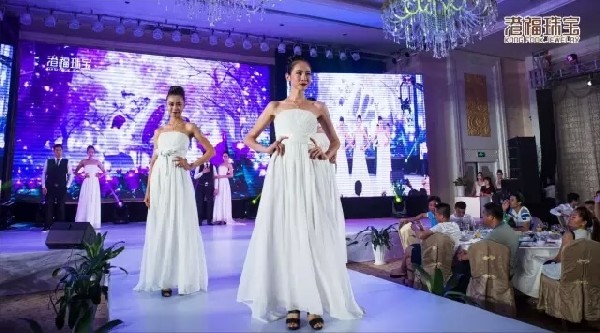 星光璀璨、萬眾矚目，珠寶行業(yè)史上最強(qiáng)大公益培訓(xùn)峰會重磅啟幕！