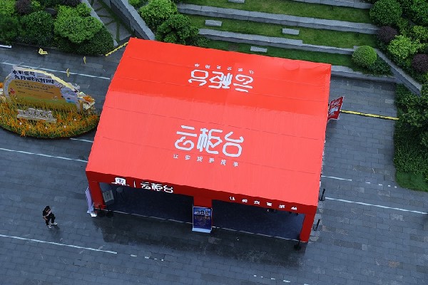 珠寶云柜臺真實(shí)評價：優(yōu)勢與劣勢一覽