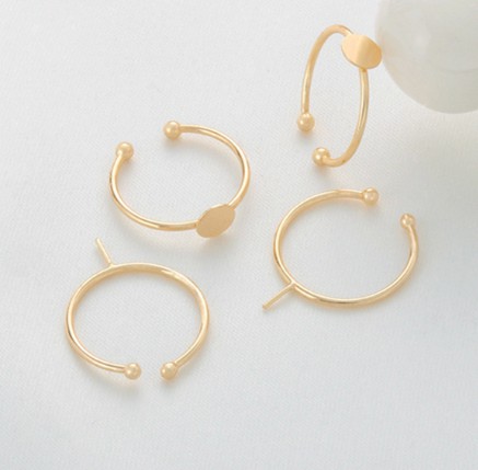 定制一個(gè)戒托多少錢(qián)